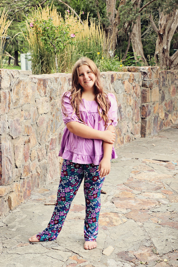 Purple Puff-Sleeve Top & Confetti Floral Flare Leggings