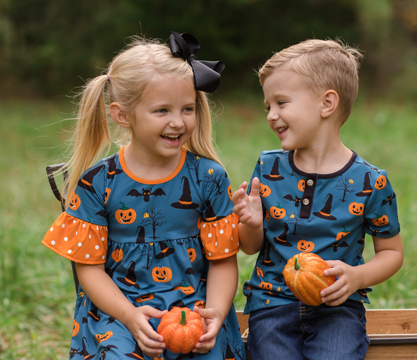 Teal & Orange Jack-O'-Lanterns & Witch Hats Henley