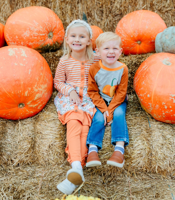 Heather Gray Pumpkin Long-Sleeve Raglan Top