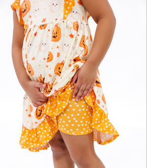 Kids Cream Happy Pumpkin Angel-Sleeve Dress & Dot Shorts