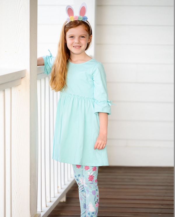 Mint Bow-Sleeve Dress & Bunny Leggings
