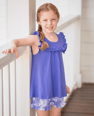  Girls Blue Iris Ruffle Top and Butterfly Printed Ruffle Short Set, lifestyle
