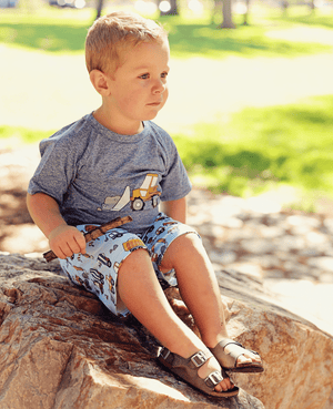 Navy Heather Digger Crewneck Tee & Truck Land Pocket Shorts - Millieloveslily.com